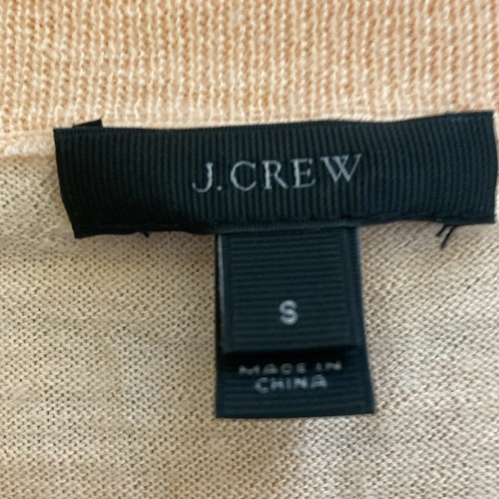 J. Crew Apricot Knit Lightweight Sweater. 100% merino wool. Size S.